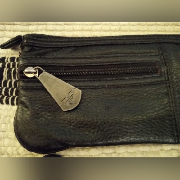 Vintage Roxy Wallet - Picture 3 of 10
